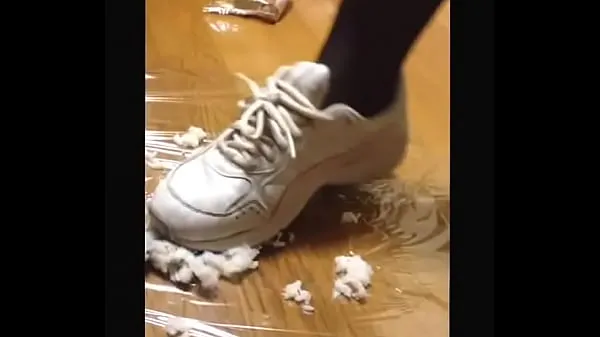 Big fetish】Rice ball food crush Puma Sneaker clips Tube