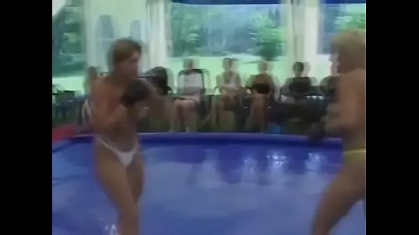 Grandi clip Topless Extreme Fight Tubo