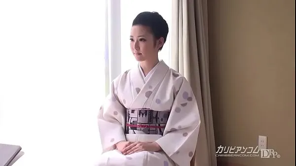 Duże The hospitality of the young proprietress-You came to Japan for Nani-Yui Watanabe klipy Tube