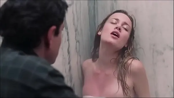 Gros Brie Larson capitaine marvel douche scène sexy clips Tube