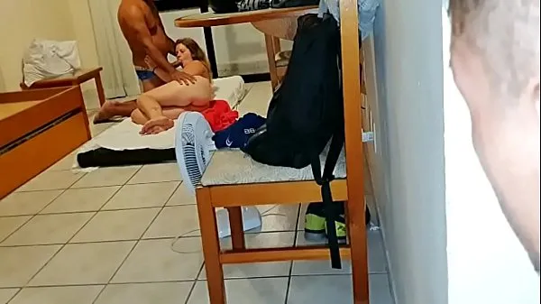 Nagy Brazilian blonde fucking with two men from rio de janeiro let them fuck her ass and cum over her klipcső