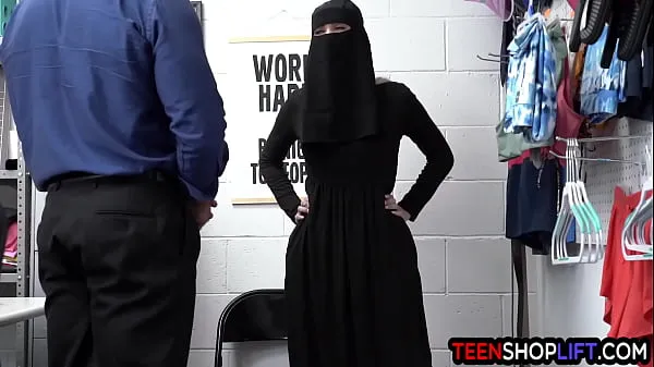 بڑی Muslim teen thief Delilah Day exposed and exploited after stealing کلپس ٹیوب