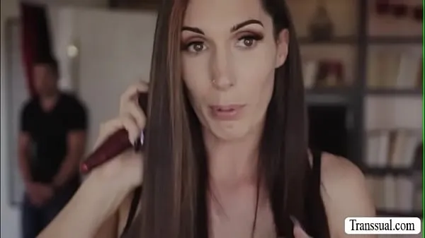 Duże Stepson bangs the ass of her trans stepmom klipy Tube