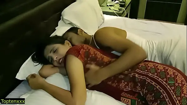 大きな Indian hot beautiful girls first honeymoon sex!! Amazing XXX hardcore sex クリップ チューブ