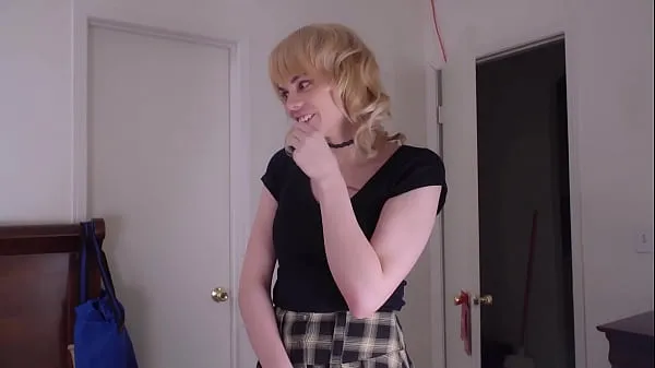 Store Trans Teen Wants Her Roommate's Hard Cock klip Tube