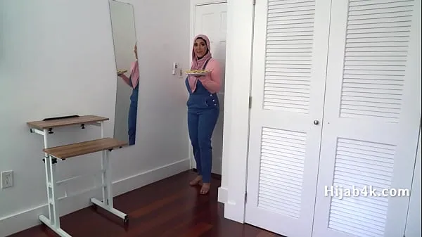 큰 Corrupting My Chubby Hijab Wearing StepNiece 클립 튜브