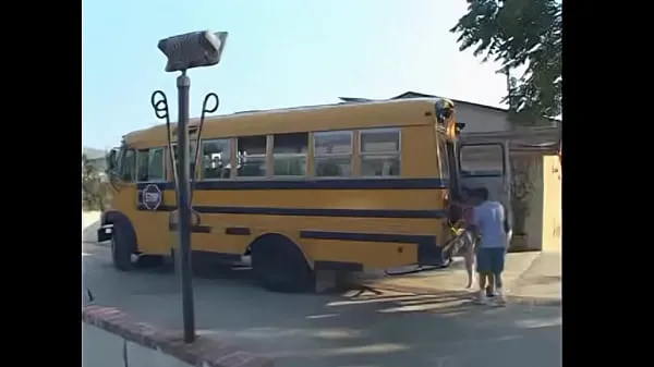 Grandi clip Ashley Blue - School Bus Girls 1 Tubo